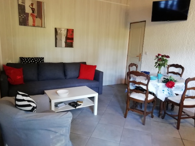 b. APPARTEMENT 2 pièces